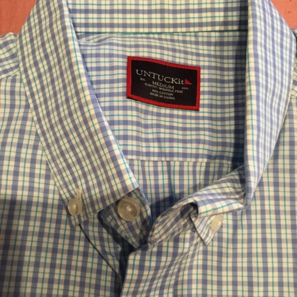 Untuckit Slim Fit Wrinkle Free Sz M long sleeve - Picture 2 of 3